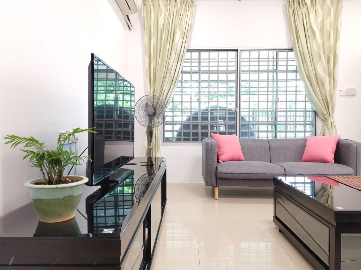Nansang One Homestay 8Pax 4Rooms Sibu Kültér fotó
